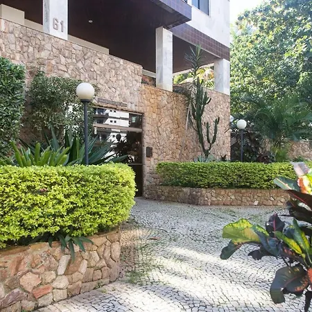 Excelente Cobertura Duplex A 2 Quadras Da Praia Do Forte Com 4 Quartos-2